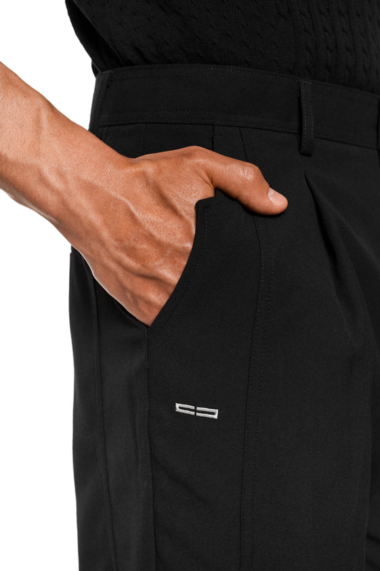 Gills Dress Pants mit strapazierfähigem Mischgewebe, französischen Taschen, asymmetrischem Eingriff, Teilungsnähten, Lufteinlässen und Logo-Stickerei. Unisex Regular Fit, ideal für den OLAKALA®-Stil.
