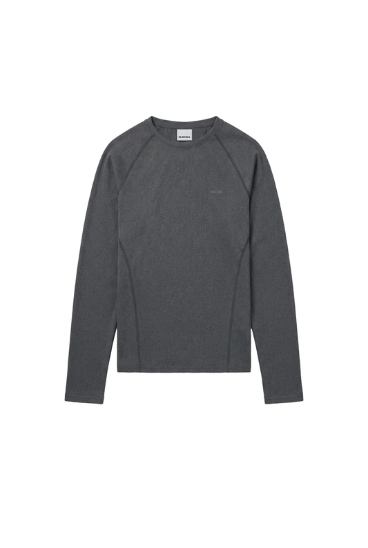 Terra Base Layer Longsleeve Gray mit Raglan-Nähten und dezentem Logo. Leichtes, atmungsaktives Material für optimalen Komfort und Bewegungsfreiheit.