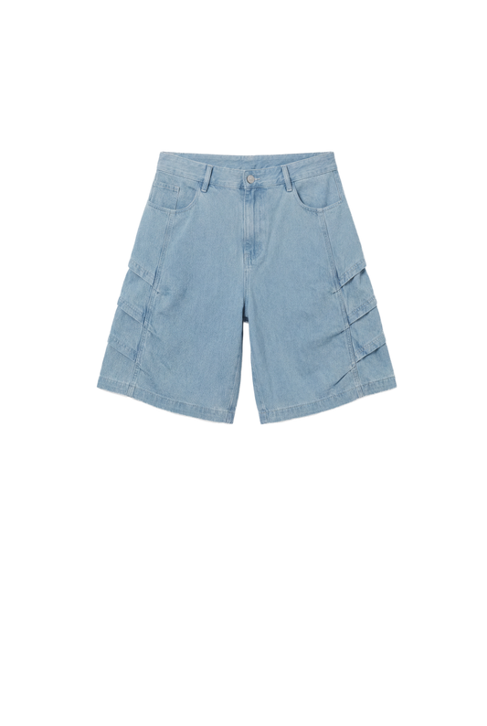 Echoes Jorts Blue: Bermuda-Shorts mit 5-Pocket-Design, seitlichen „Kiemen“-Details und OLAKALA-Patch, vereinen klassischen Jeansstil mit moderner, unisex Silhouette.