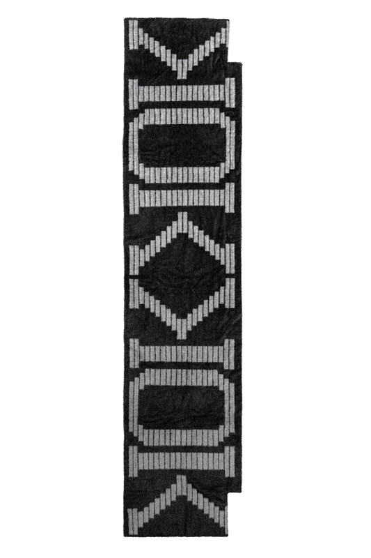 Fuzzy logo scarf with repeating OK logo pattern and offset section, unisex, length 175 cm, width 40 cm, available in the official OLAKALA® online store.