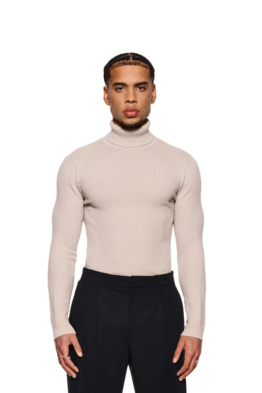 Anatomy Turtleneck Beige: Strickpullover mit Rollkragen, engen Passform, unisex, OLAKALA-Tag am Kragen, ideal für eleganten, lässigen Look.