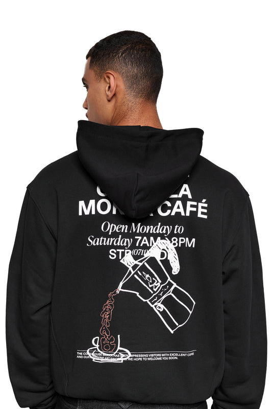Mokka Hoodie mit Grafik eines Espressokochers und Café-Öffnungszeiten auf dem Rücken, basierend auf CC Core Hoodie-Design für erhöhten Tragekomfort.