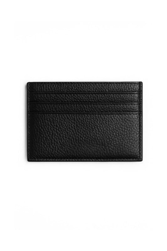 CC Icon Cardholder aus schwarzem, genarbtem Leder mit flachem Design und mehreren horizontalen Kartenschlitzen auf der Vorderseite.