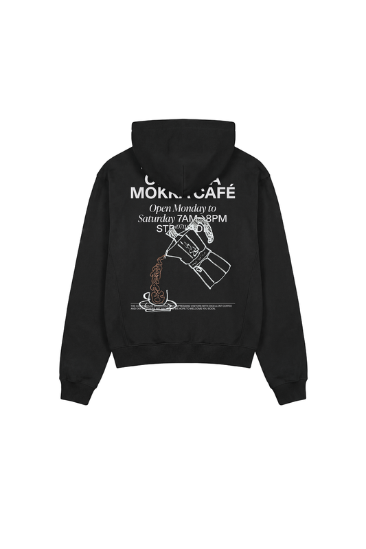 Rückseite des Mokka Hoodies mit COFFEA MOKHA CAFÉ, Öffnungszeiten und Moka-Kanne-Grafik, basierend auf dem CC Core Hoodie für optimalen Alltagskomfort.