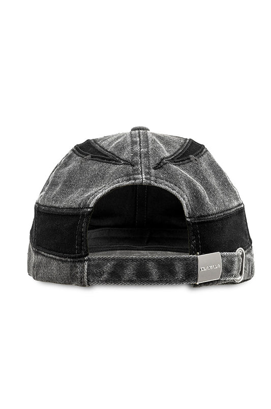 Synergy Motocross Cap mit OLA KALA-Stickerei, verstellbarem Riemen, Gummi-Patches und Kontrast-Einsätzen. Einheitsgröße, gewaschener Look.